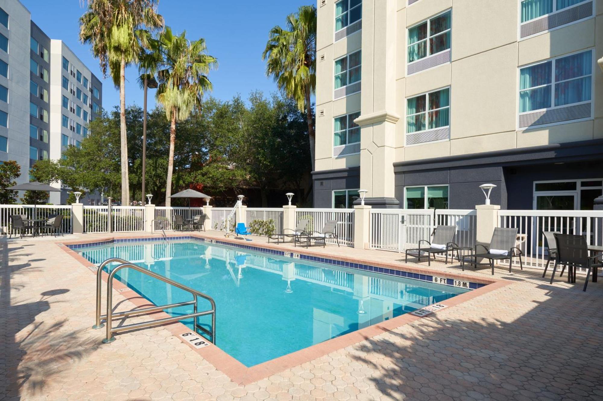 Fairfield Inn & Suites By Marriott Orlando International Drive/Convention Center Williamsburg Exterior photo